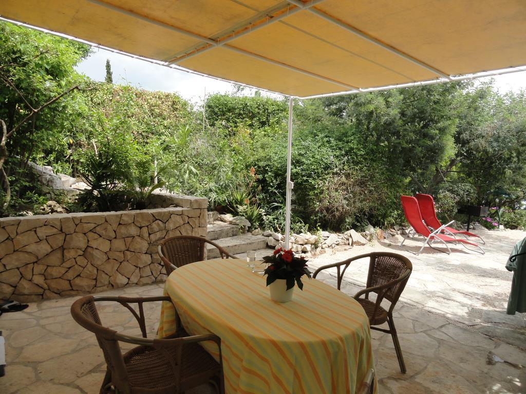 Apartments Grbin (Adults Only) Lumbarda Cameră foto